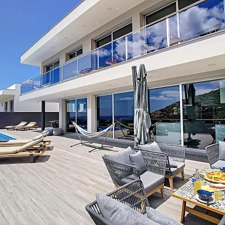 Wild River - Pool & Sea View By Lovelystay Villa *