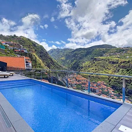Wild River - Pool & Sea View By Lovelystay * Ribeira Brava